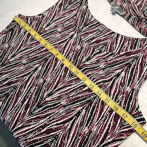 JM Collection Tank + Sheer Kimono Top Shirt Blouse Sz Medium Merlot Black Print - Picture 8 of 8